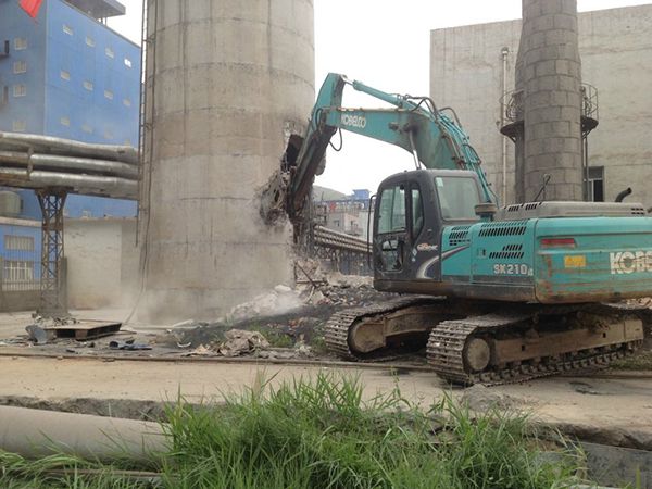 專 業的拆除工程公司??！